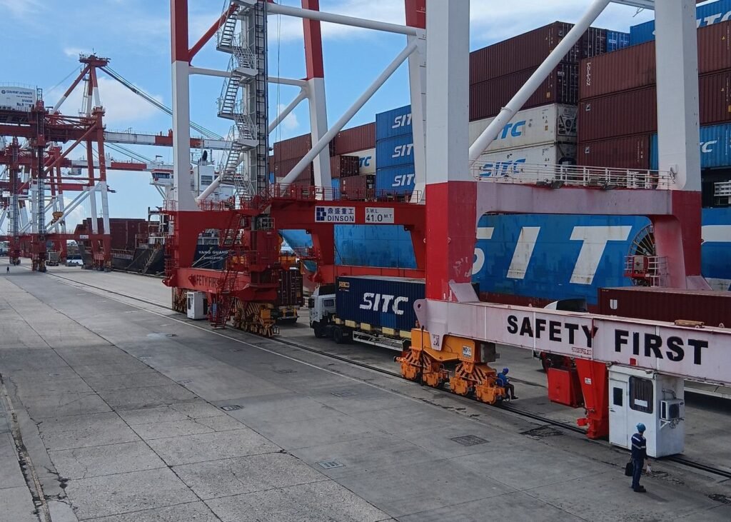 Container cranes and cargo operations at a port in the Philippines