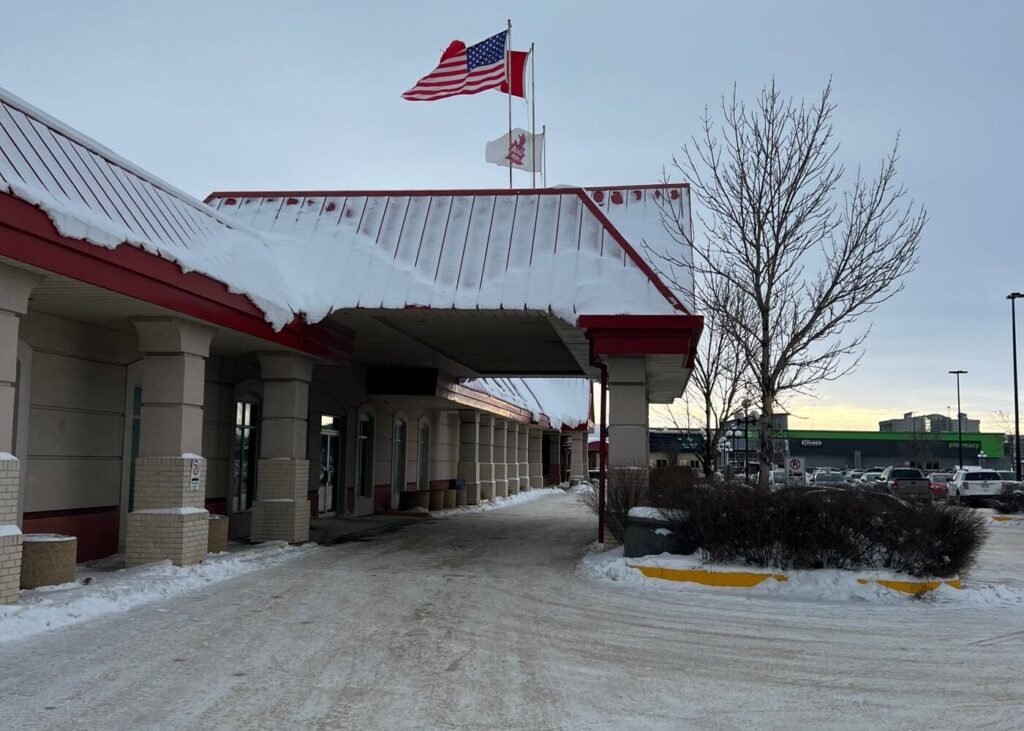 Winter scene at a Canada to United States border crossing station