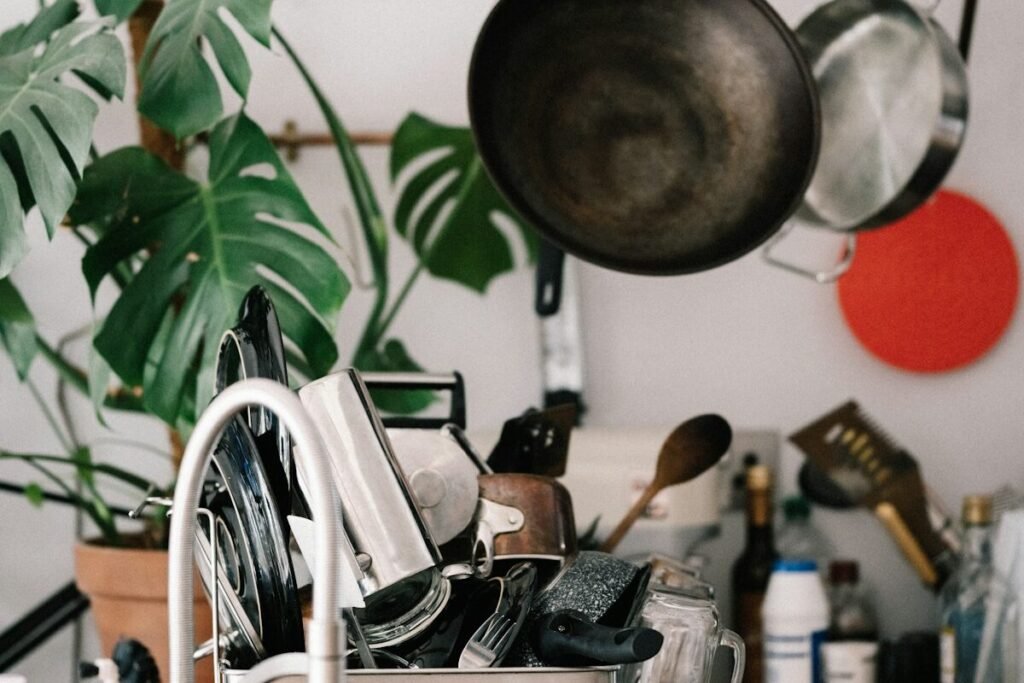 A frying pan on a hob